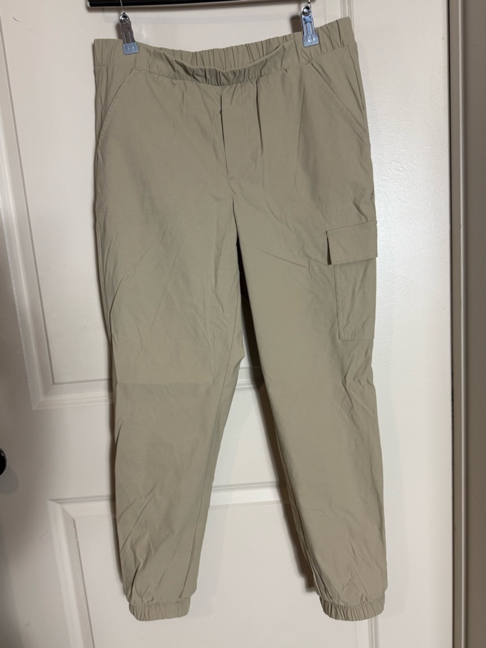 Women’s Eddie Bauer Casual Cargo Jogger Pants - Tan